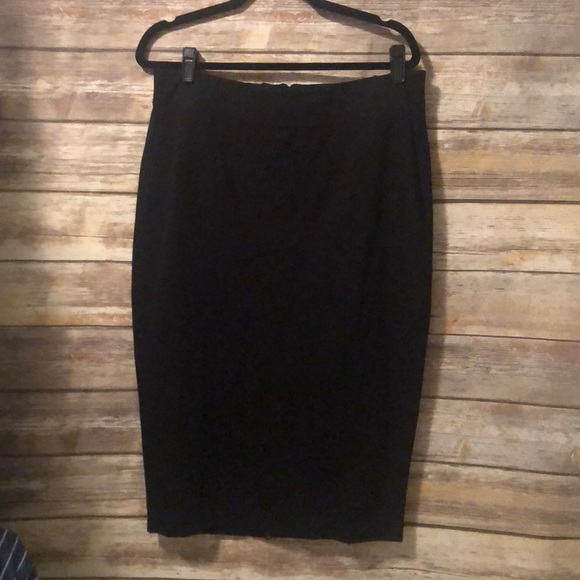 Lane Bryant Dresses & Skirts - Lane Bryant stretchy pencil skirt